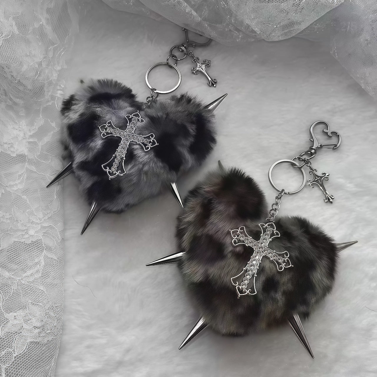 Punk Plush Heart Rivet Hair Clip - photo 2