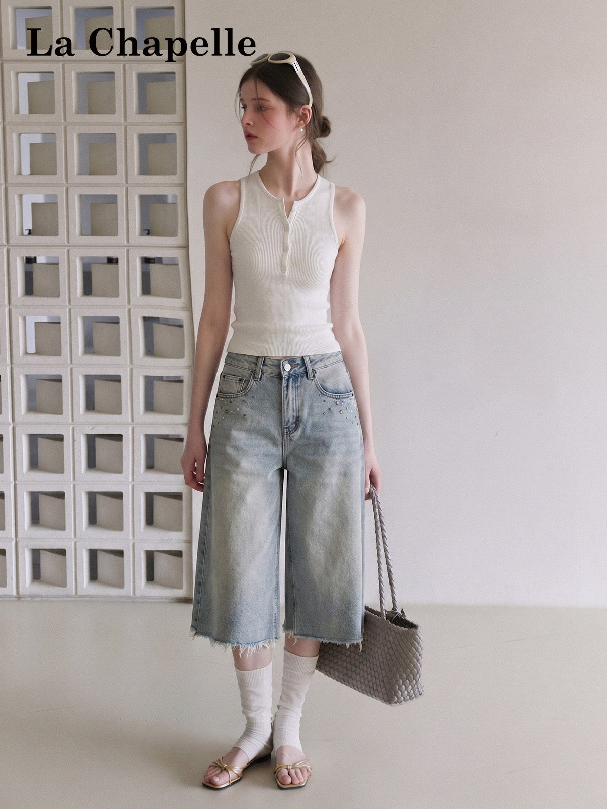 Y2K Rhinestone Frayed-Hem Cropped Jeans - photo 3