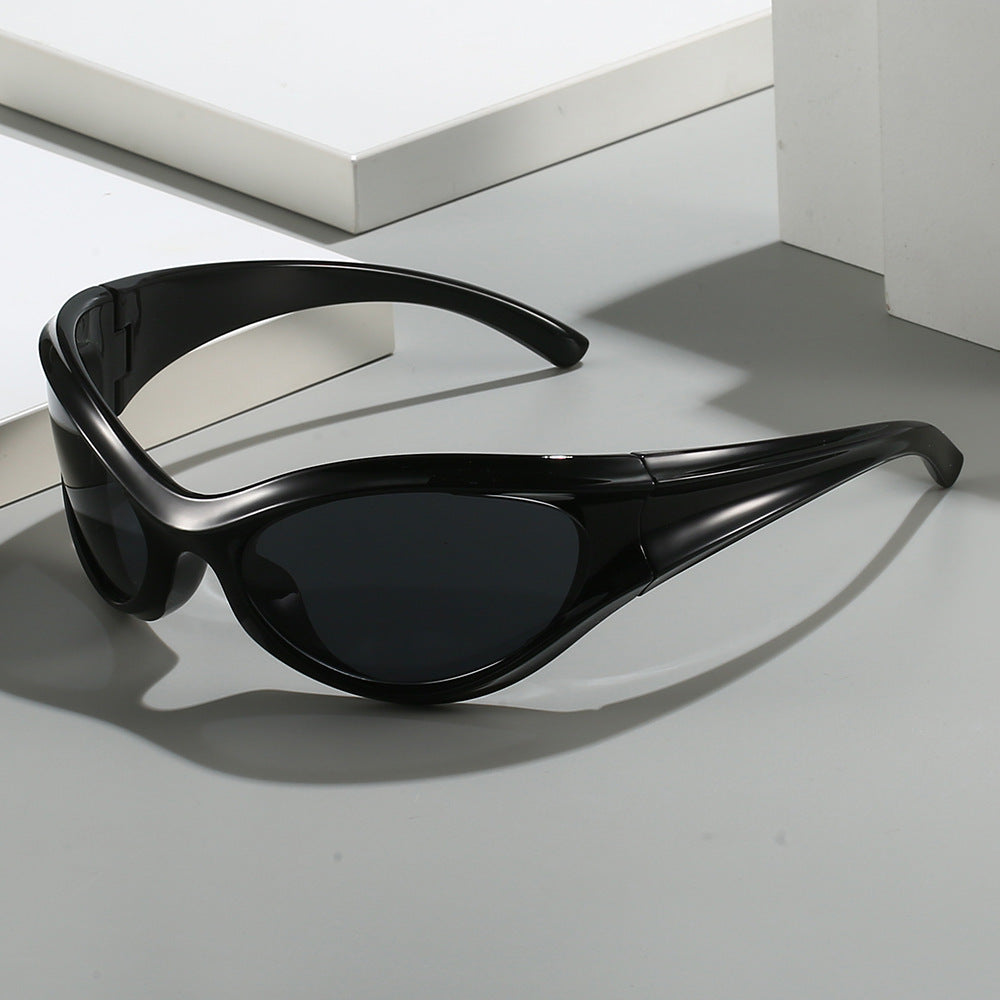 Erabyte Retro Y2K Style UV Protection Sunglasses in sleek black with a unique aerodynamic design. Ideal for stylish sun prote